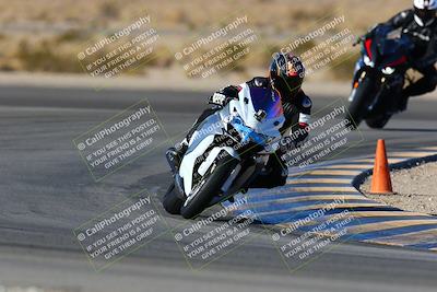 media/Jan-09-2022-SoCal Trackdays (Sun) [[2b1fec8404]]/Turn 11 (935am)/